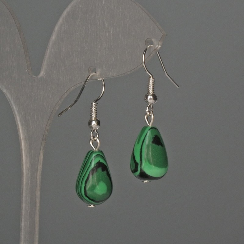 Orecchini in malachite a goccia 10×15 mm ±, lunghezza circa 35 mm ±