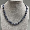 Collana in zaffiro sfaccettato a cubo, lato 7x7 mm, lunghezza circa 45 cm, con chiusura