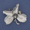 Spilla-pendaglio «Foglia» con strass, metallo argentato 60×63 mm+