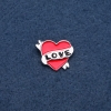 Spilla «Cuore» smalto rosso, colore metallo dorato