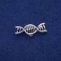 Spilla Spirale DNA 13×40 mm, metallo argentato