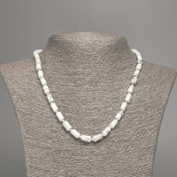Collana in kaolinite, pietra naturale liscia a cilindri, diametro 10×6 mm +/-, lunghezza 49 cm +