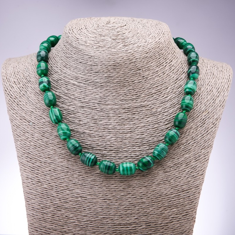 Collana in malachite (pressata), diametro 10x14 mm +/-, lunghezza 45 cm